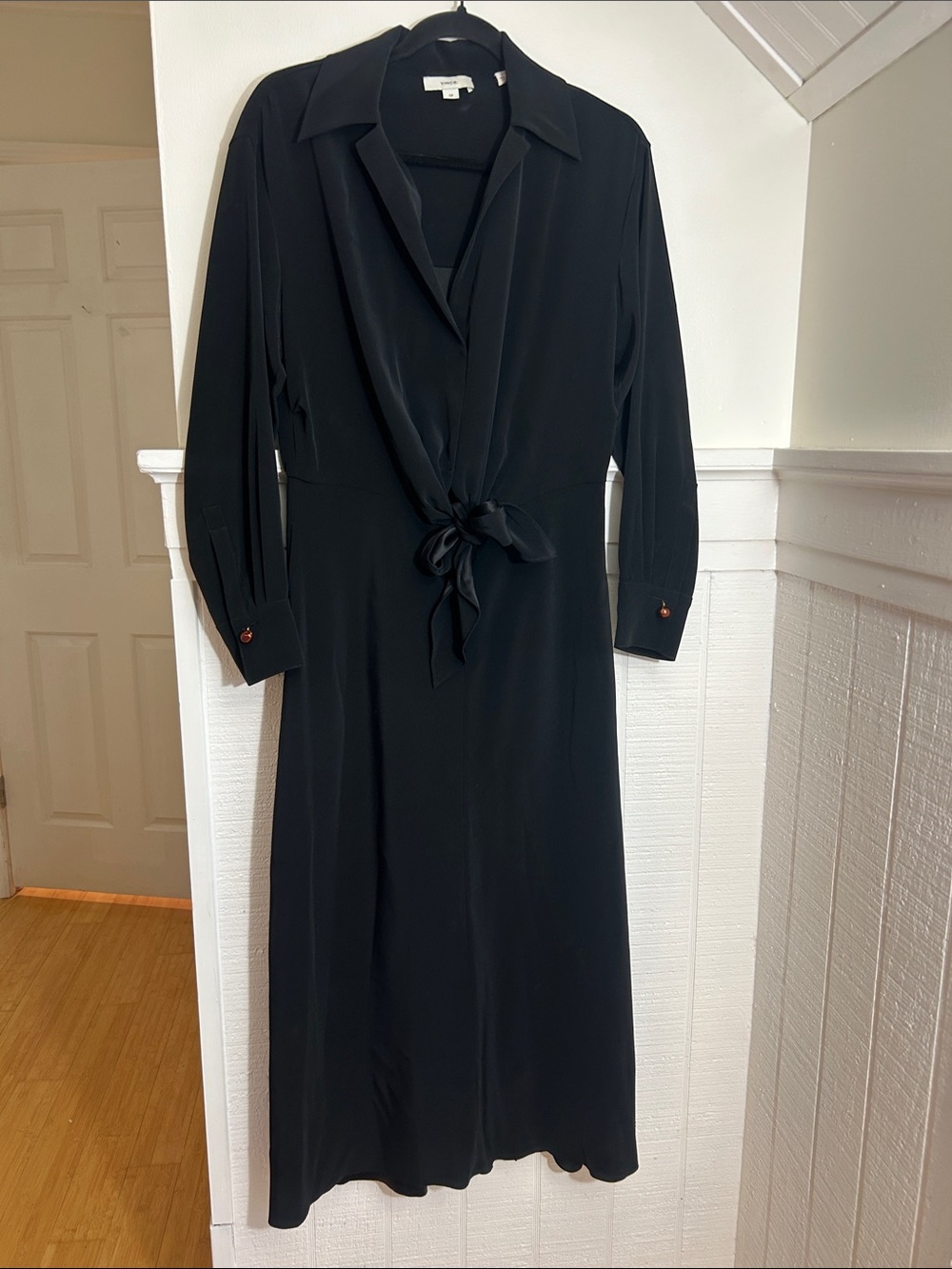 VINCE collared Black Midi Faux Tie Waist Dress size Small